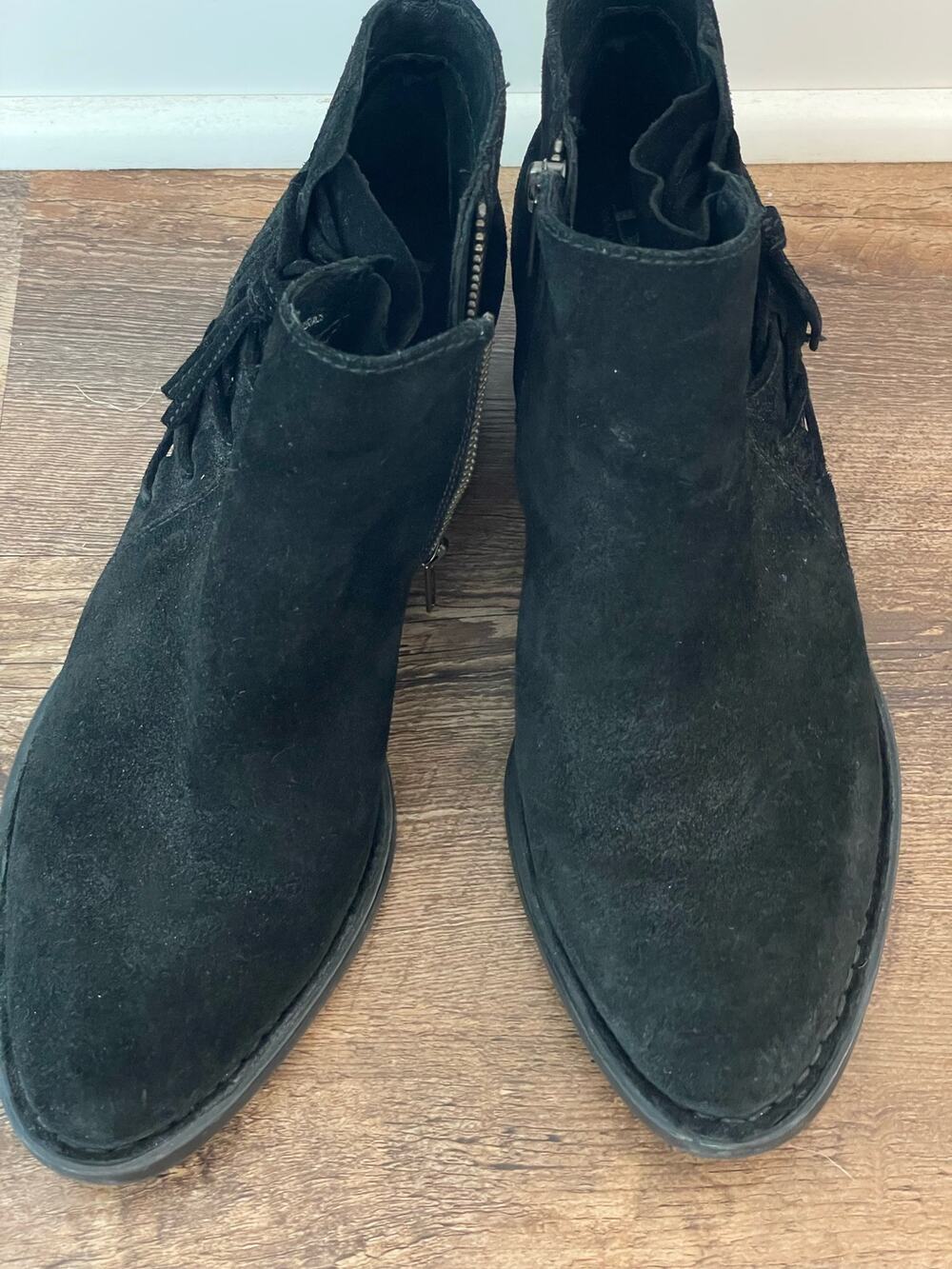 BORN Women's Bessie Bootie Black Suede 8.5M moto boho